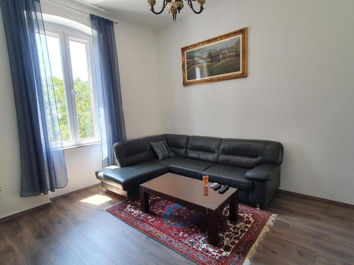 Apartment Tina Pula Exteriér fotografie